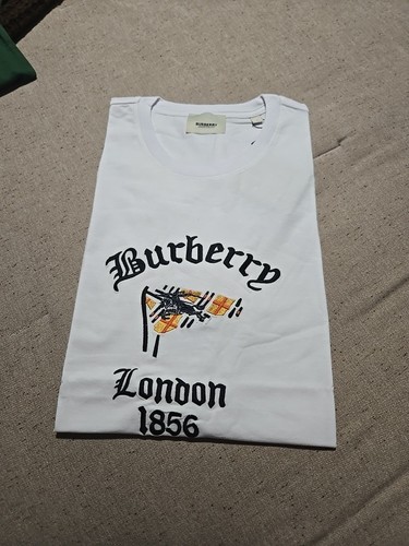Burberry white men - crew, neck